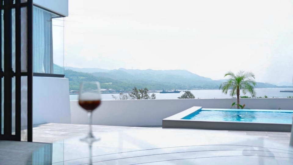 Private Pool Villa Sarah Resort Villa, Haisekijima, 2 Beds Villa in Okinawa Prefecture