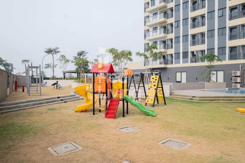 RedLiving Apartemen Jakarta Living Star - BoboRooms Apartment in Jakarta