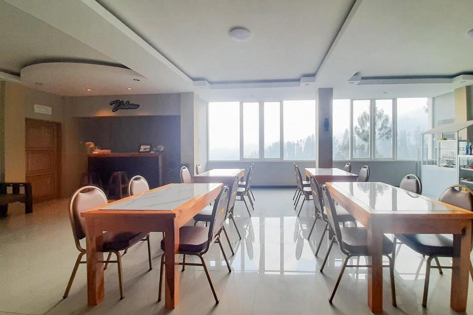 Delvia Bromo Homestay Mitra RedDoorz Hotel in East Java