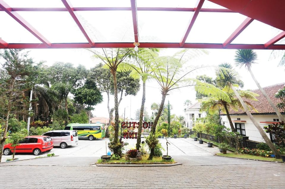 Hortus Inn Tawangmangu Hotel in East Java