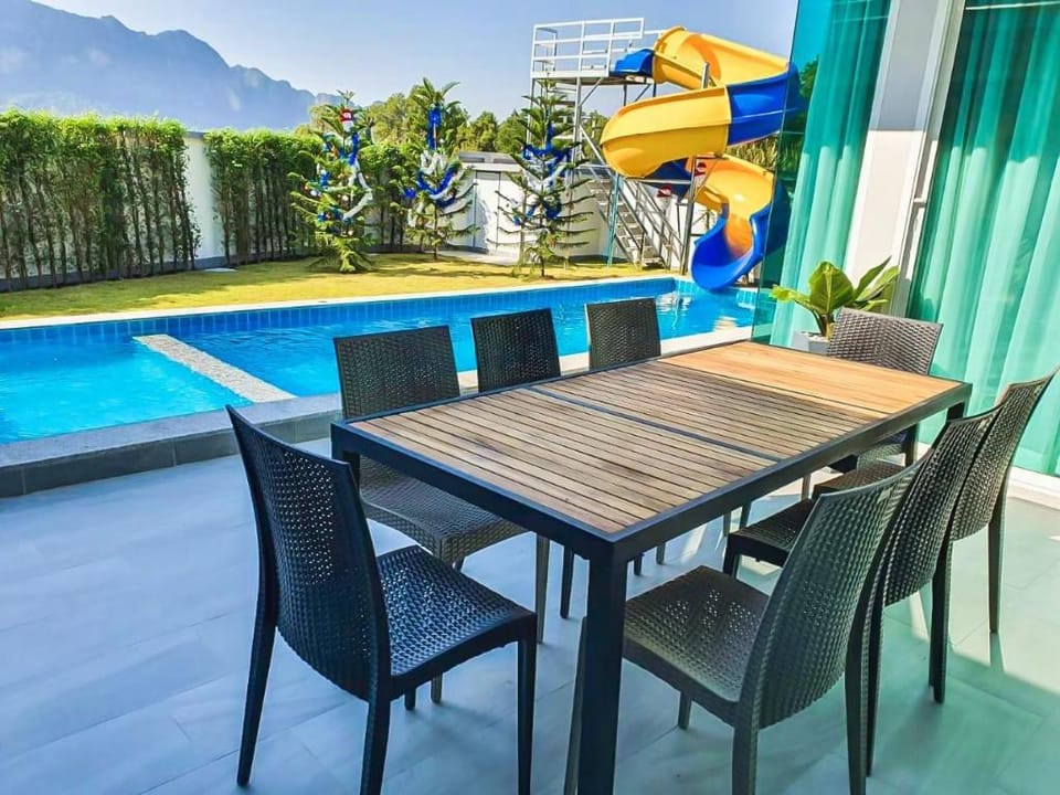 Teepakpoolvilla Villa in Thailand