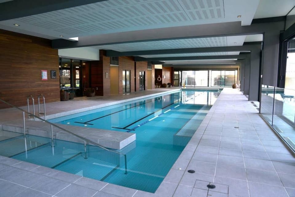 StayAU Southbank Inner City 2BR Apt Yarra River View Free Parking Apartment in Southbank