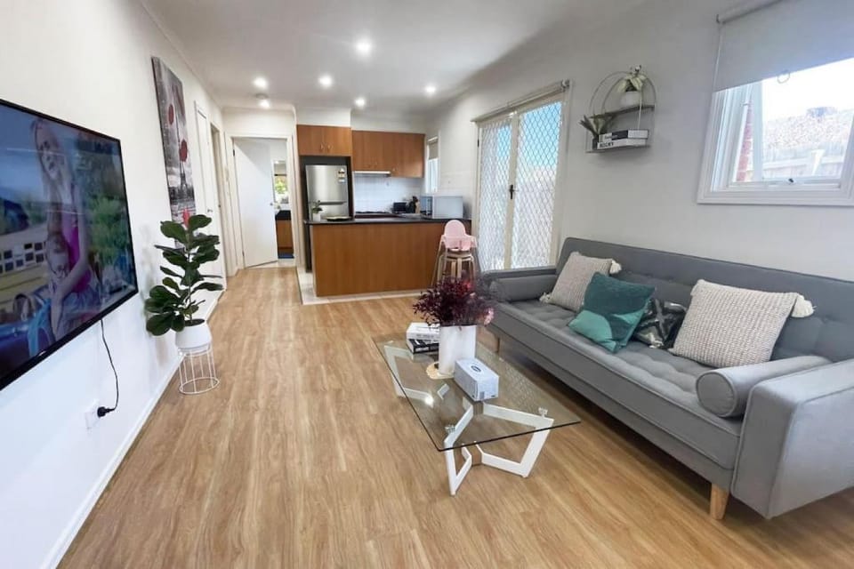 StayAU Hidden Gem 1-Bedder in Box Hill Prime Location Apartment in Melbourne