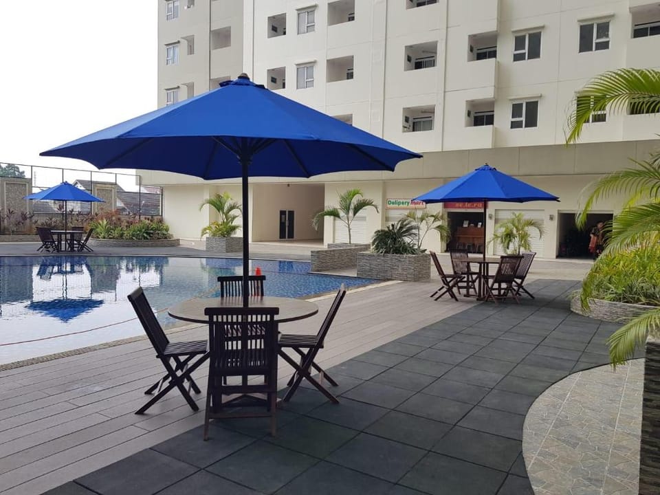 Simple-Clean-Cozy 2BR apartment at Loftvilles City Vacation rental in Jakarta
