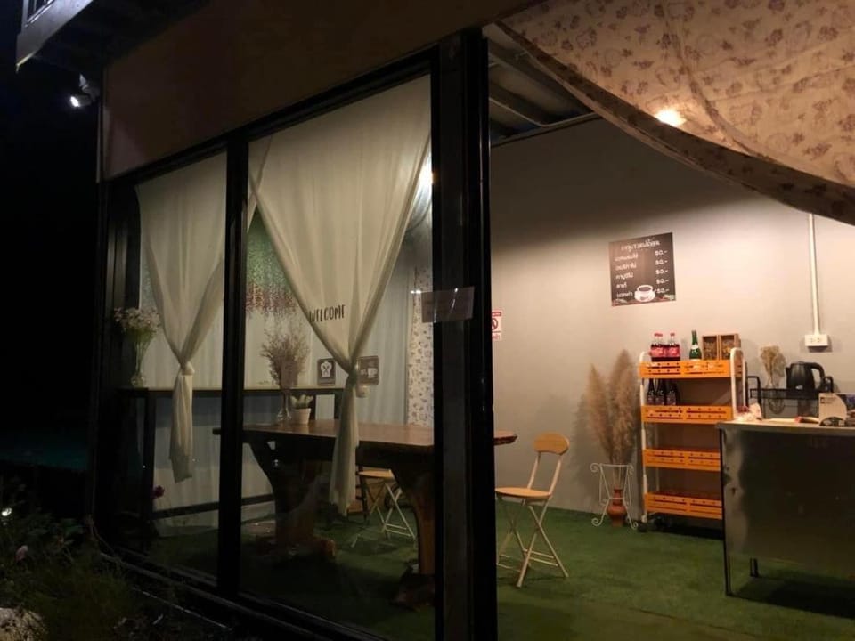 Phuchifa Sky Camp ร้อยรักภูชี้ฟ้า Hotel in Laos