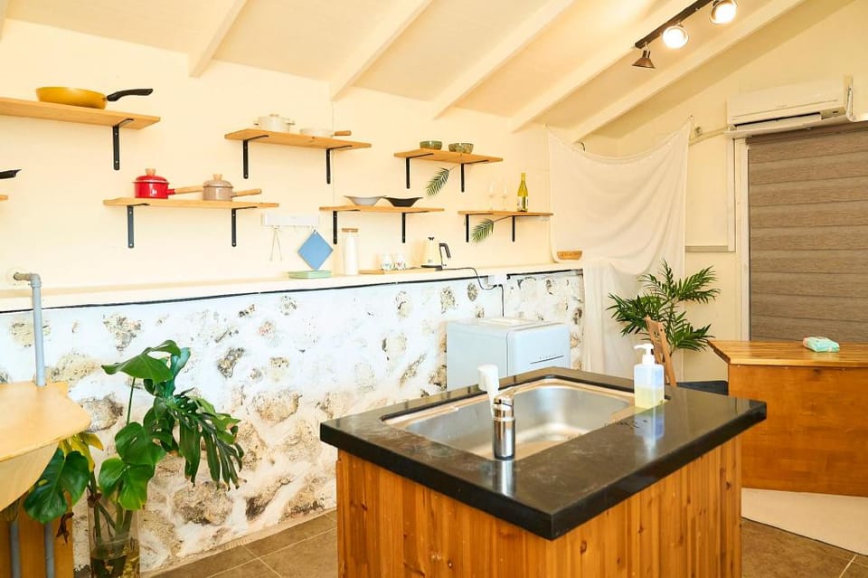 pension middledoor Vacation rental in South Korea