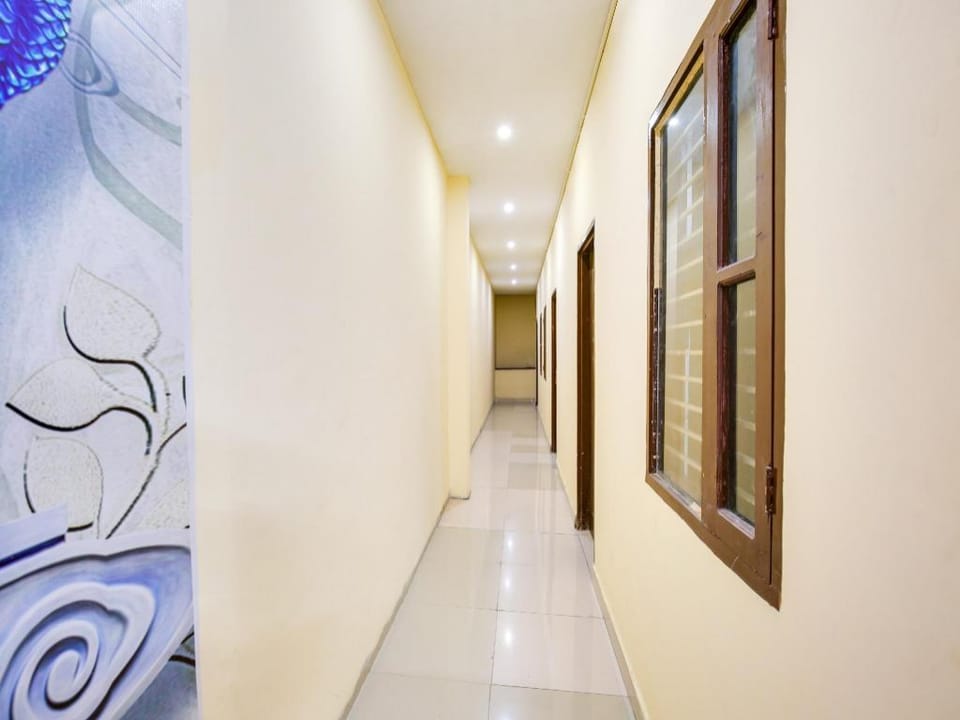 Hotel O Cash Hotel in Chandigarh