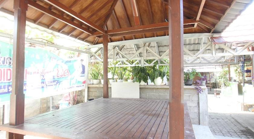 OYO Life 93125 Kos Bale Lumbung Syariah Hotel in West Nusa Tenggara, Indonesia