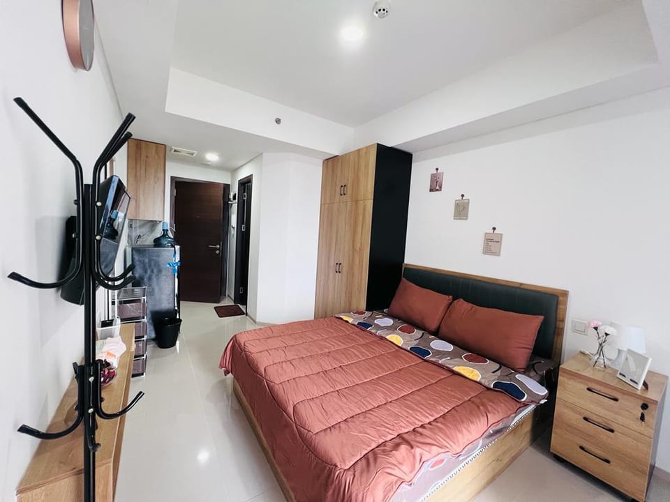 OYO Life 93164 Pacific Alam Sutra Hotel in West Java