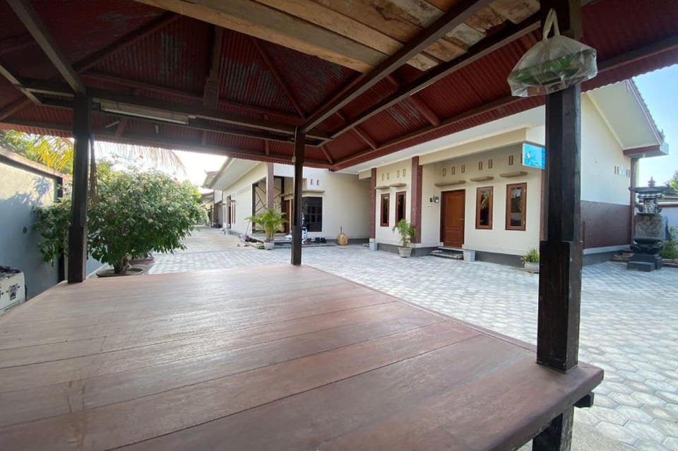 OYO Life 93157 Kos Kaloka Hotel in West Nusa Tenggara, Indonesia