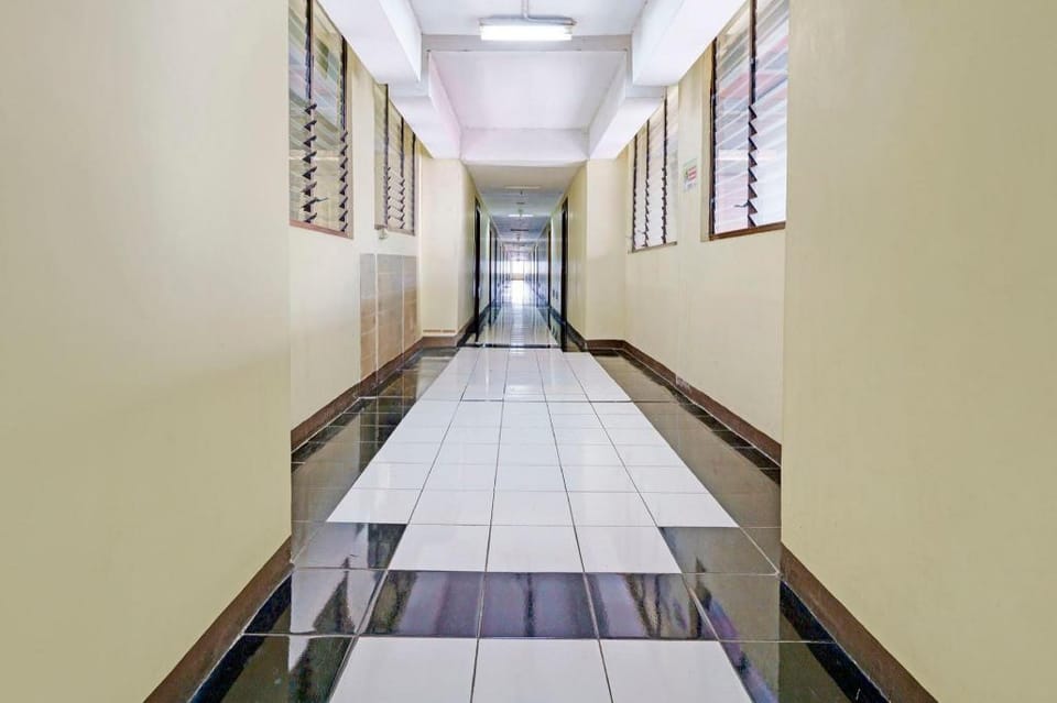 OYO Life 93103 Apartement Gateway Cicadas By Fikri Room Hotel in Bandung