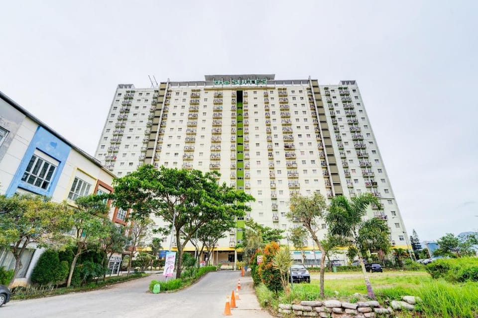 OYO Life 93086 Apartemen The Suite Metro By Abbah Property Hotel in Bandung