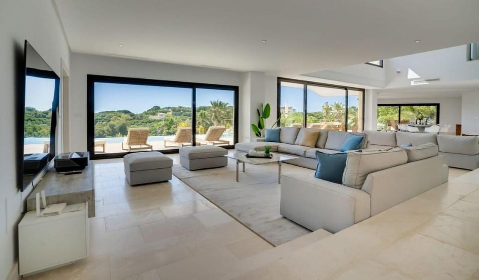 Villa Gravity. Amazing panoramic sea views Villa in Andalusia