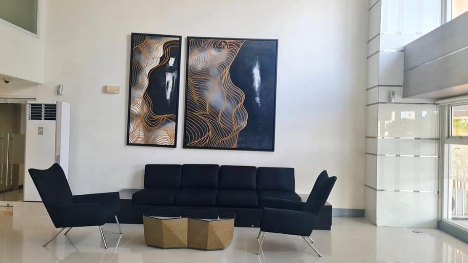 Cozy Condotel near MRT Station Apartment in Mandaluyong
