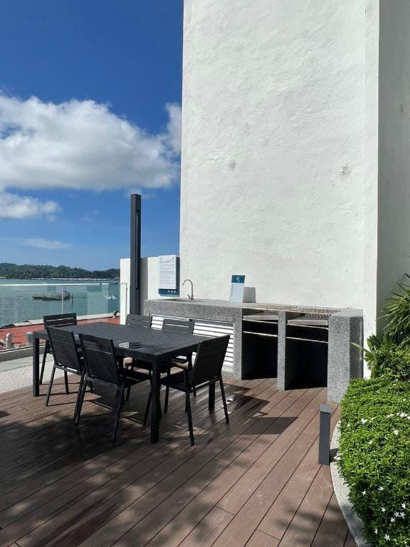 City/Seaview Cozy Family Suite @ The Shore B10 Apartment in Kota Kinabalu