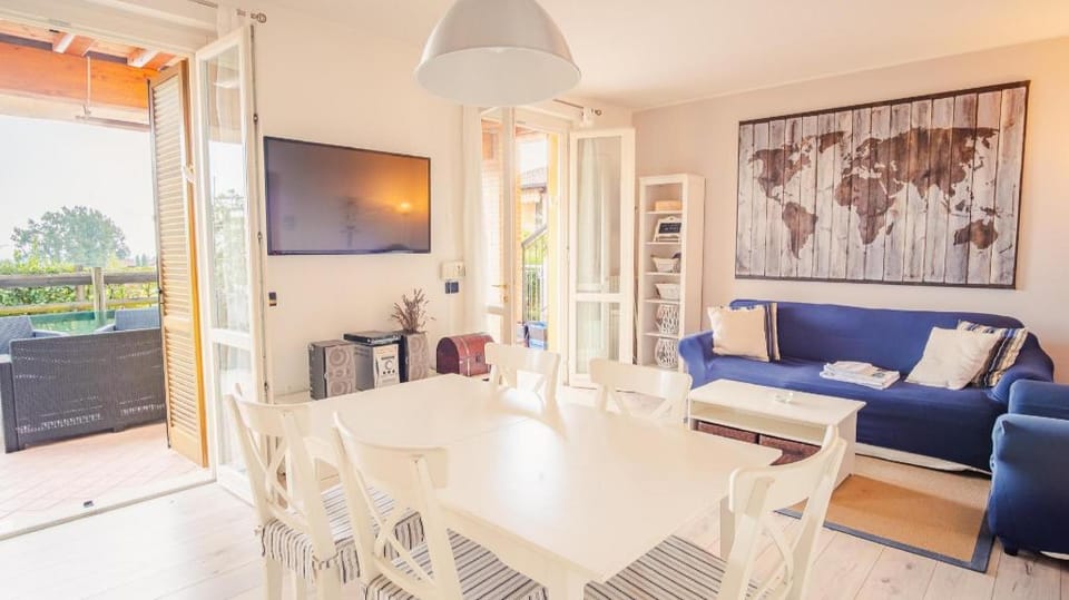La Terrazza sul Lago - Italian Homing Apartment in Province of Brescia