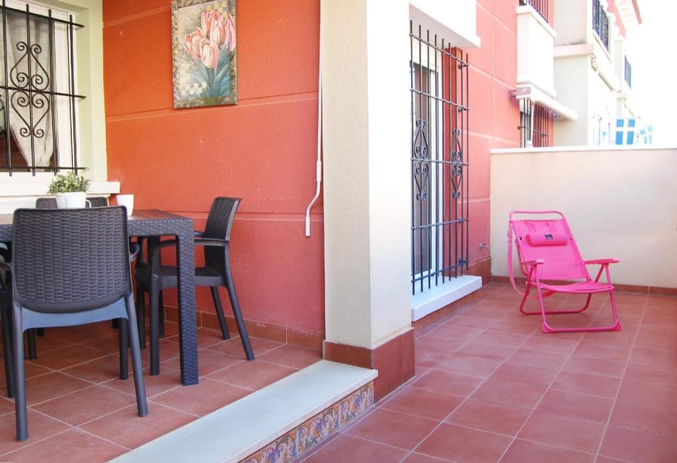 Shelter Near The Sea Av. La Mancha Aguas Nuevas Vacation rental in Torrevieja
