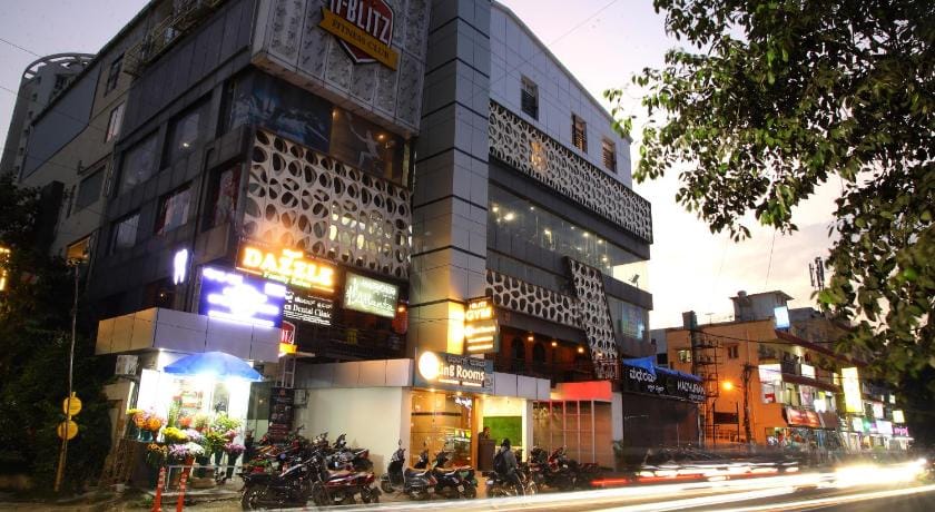 Zing Rooms by GuestHouse Suites Bed and Breakfast in Bengaluru
