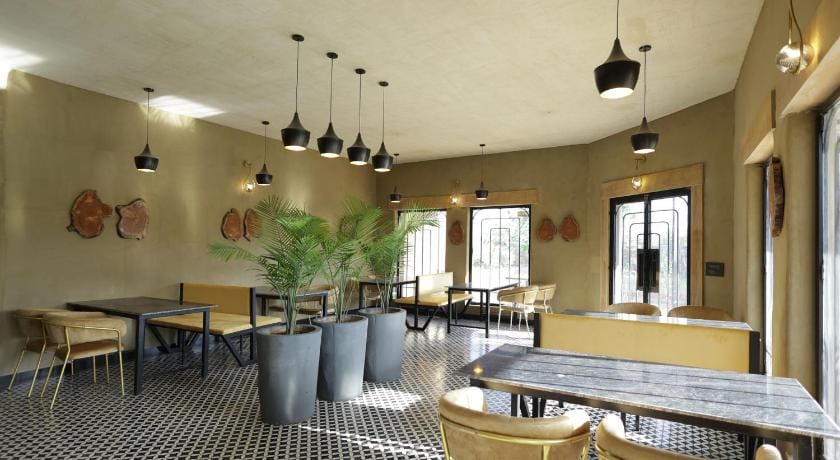 Meladin Sariska Hotel in Rajasthan