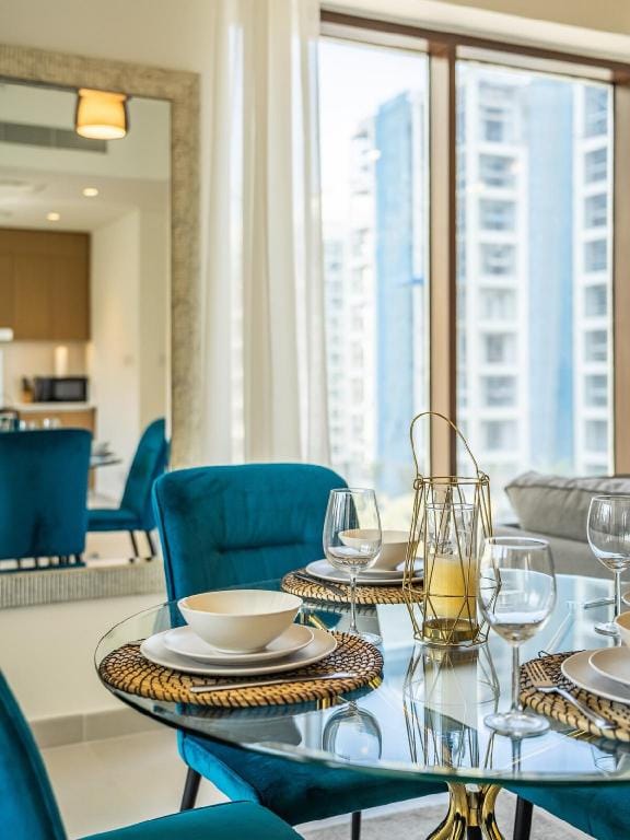 Dubai Creek Gem, Stylish Condo With Two Balconies Vacation rental in Dubai