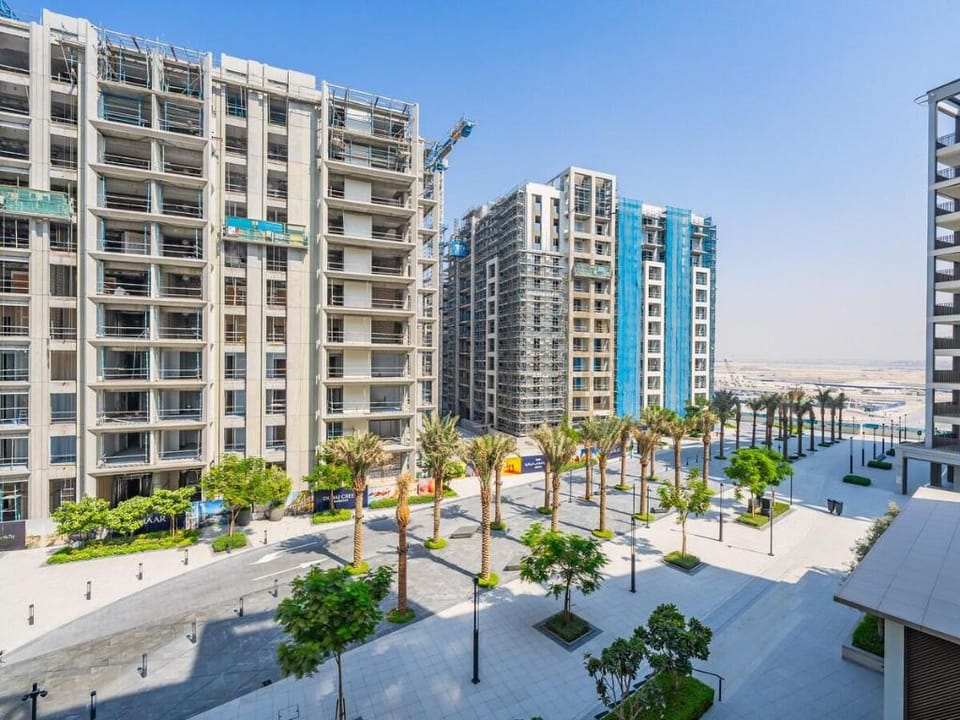 Dubai Creek Gem, Stylish Condo With Two Balconies Vacation rental in Dubai