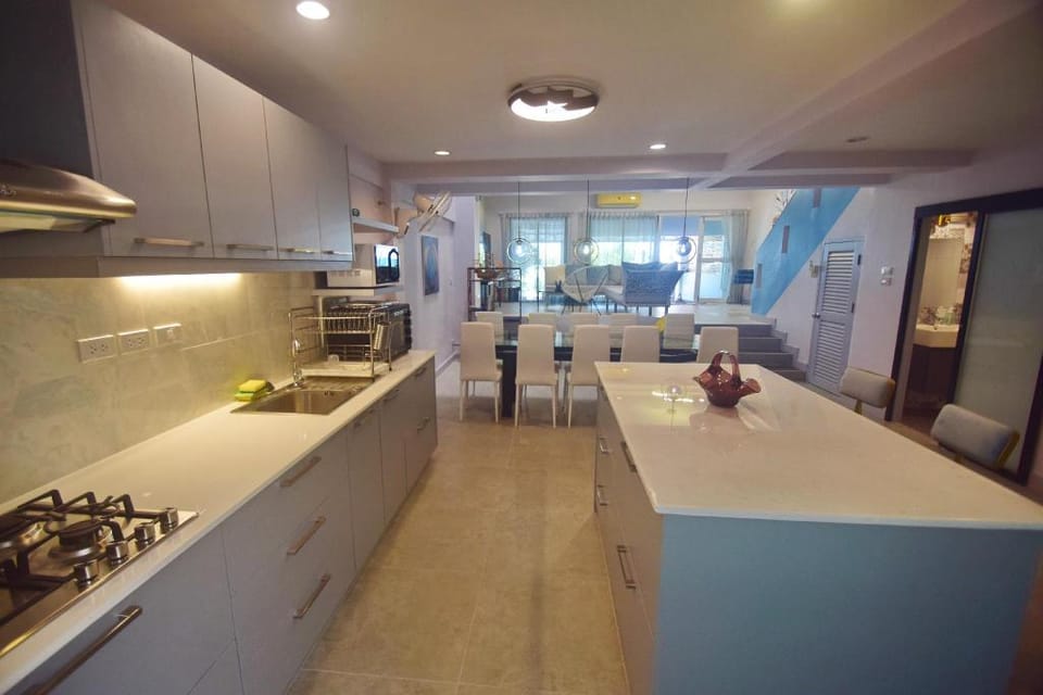 Neverland Hua Hin - One & Only Beach Retreat Home Vacation rental in Nong Kae