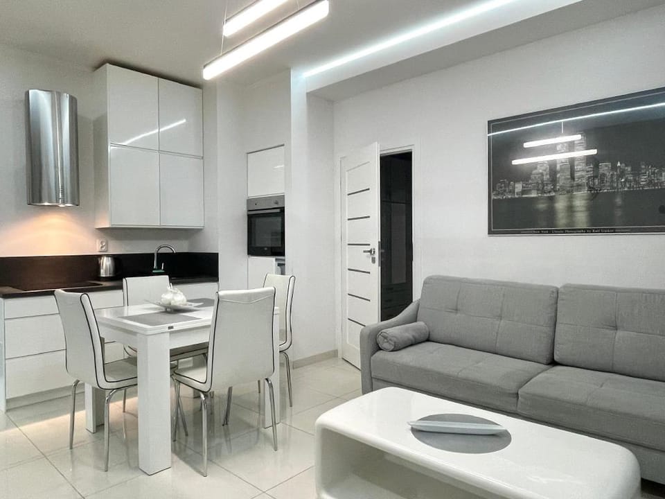 I&M Sikorskiego with one bedroom (2nd floor) Apartment in Wroclaw