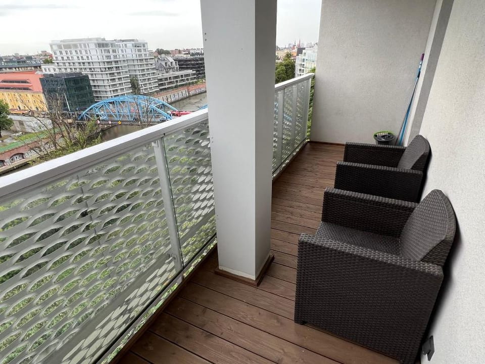 I&M Sikorskiego, river and Old city view Apartment in Wroclaw