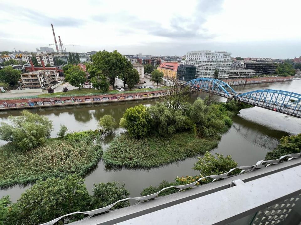 I&M Sikorskiego, river and Old city view Apartment in Wroclaw