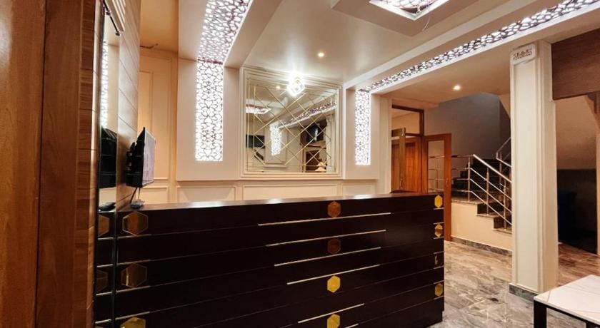 Hotel O Royal Regency Palace Hotel in Nepal