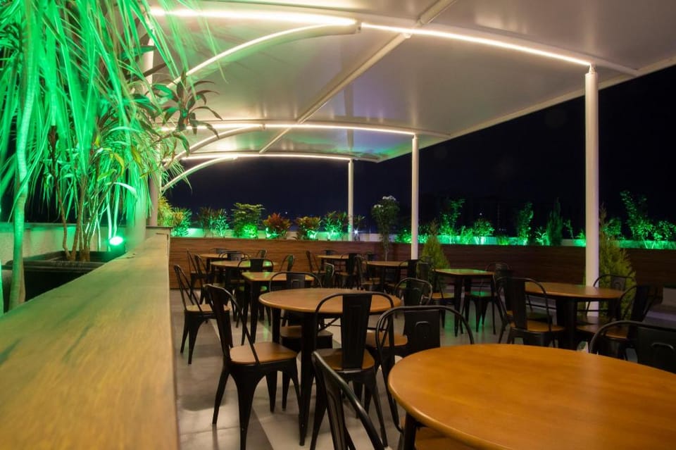 Monarch Guestline Magarpatta Hotel in Pune