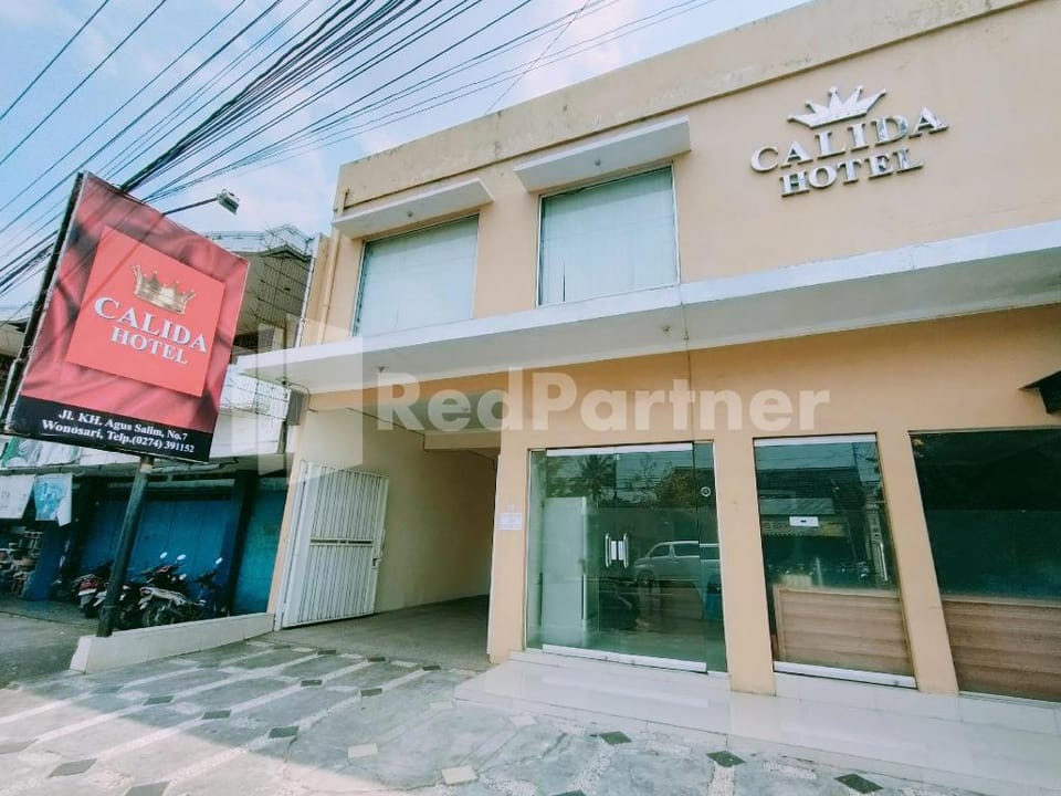Calida Hotel Mitra RedDoorz near Alun Alun Wonosari Hotel in Special Region of Yogyakarta