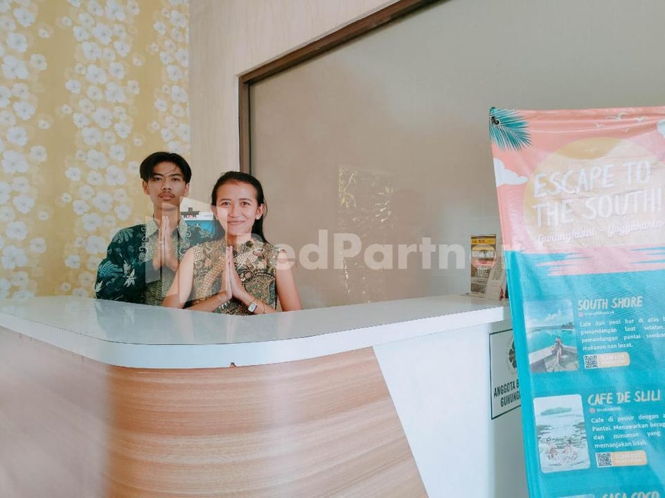 Calida Hotel Mitra RedDoorz near Alun Alun Wonosari Hotel in Special Region of Yogyakarta