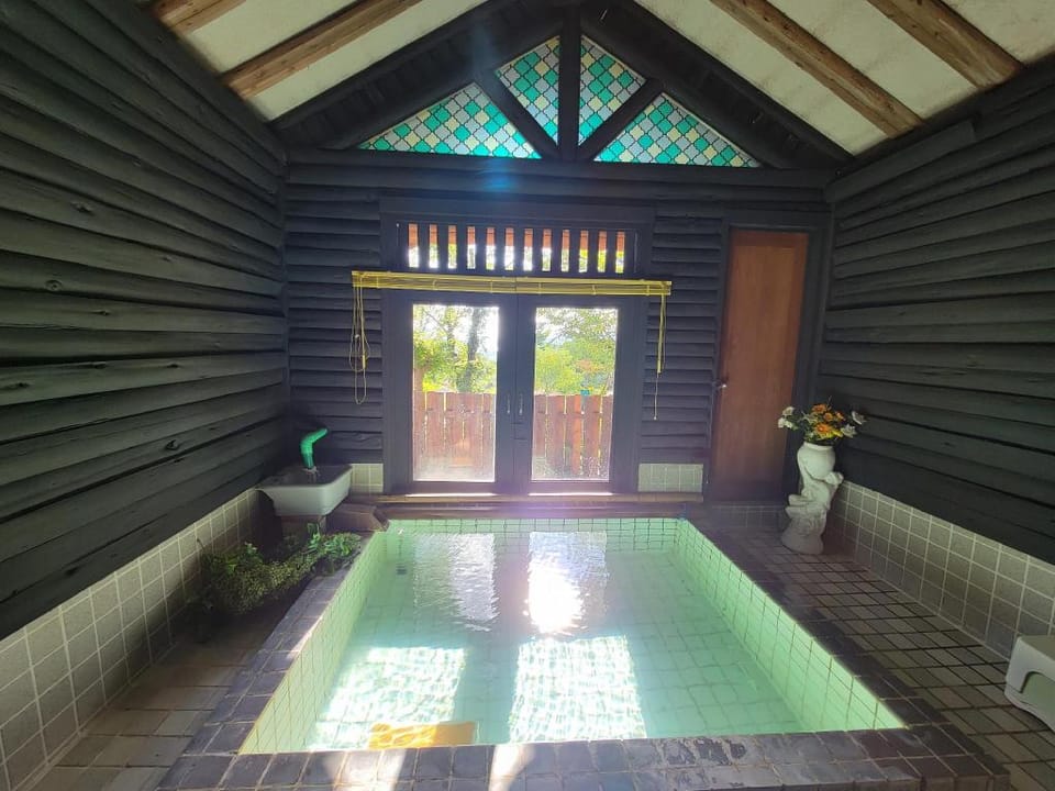 Lake View Highland Rental Villa with Natural Hot Spring, Exclusive for One Group per Day Vacation rental in Japan