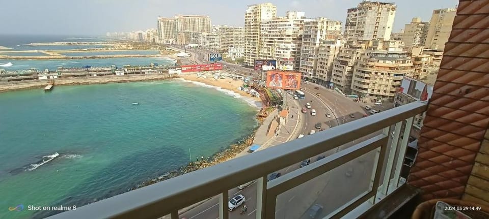 Gleem Condo direct Sea view Apartment in Alexandria