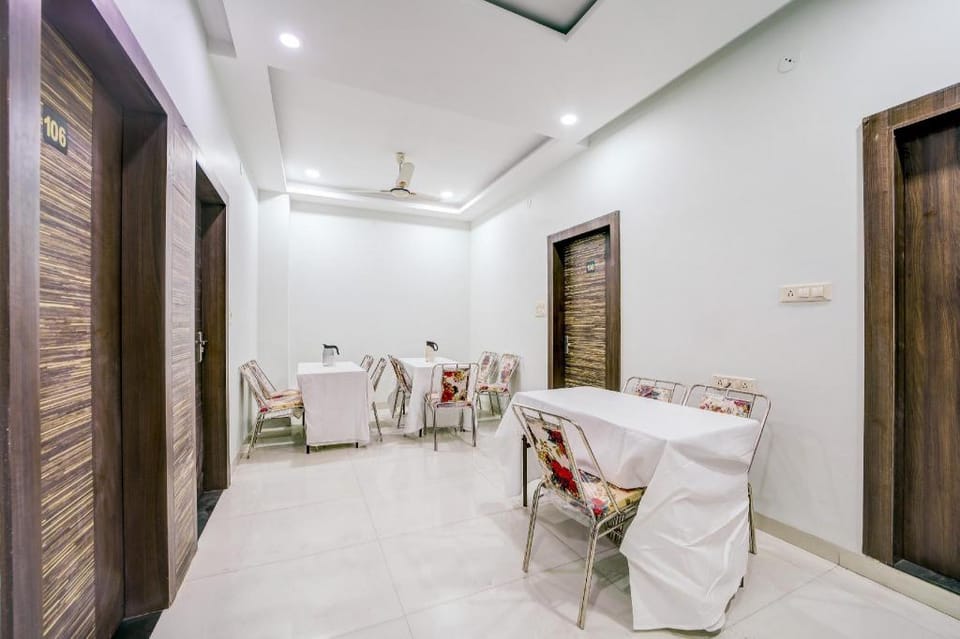 Super Collection O Ujjain City Centre Formerly Hotel Olive Inn Hotel in India