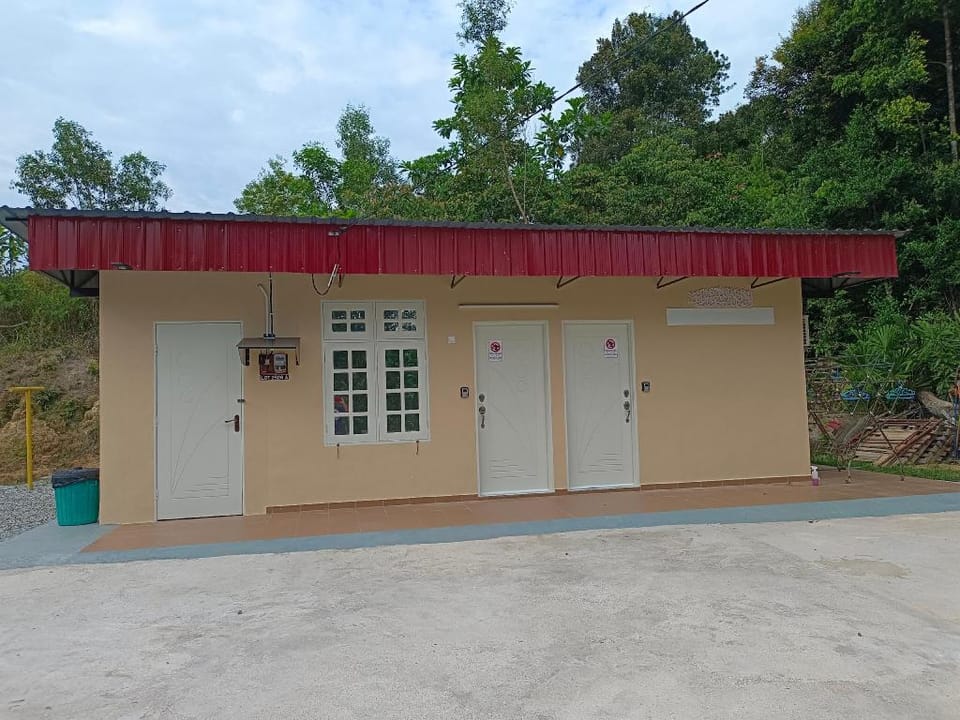ROOMSTAY NIMAZA Bilik 1 Vacation rental in Terengganu, Malaysia