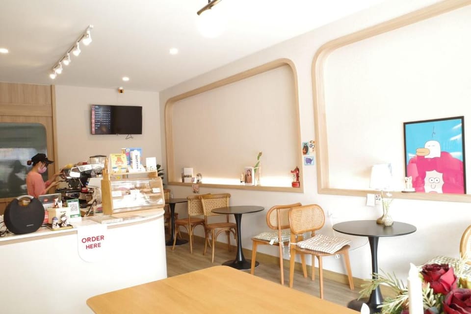 NOW'S HOSTEL Apartment in Chon Buri Changwat