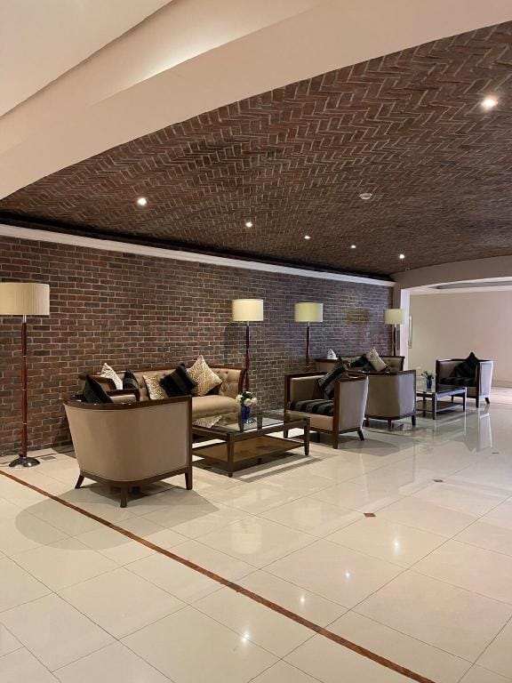 Admiral Baysuit 1br Condo Unit by Jack N' Jello Apartment in Manila City