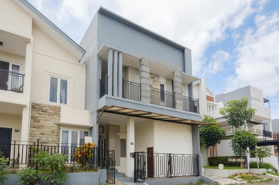 TwoSpaces Living at Panorama Eco Stay, Batu Malang Bed and Breakfast in Batu