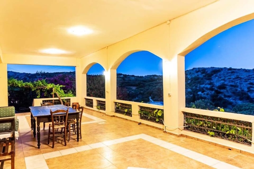 Originally Traditional Villa with fantastic view Vacation rental in Crete