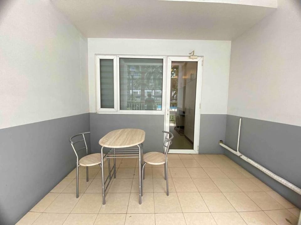 Serene Suite Amenity View & near MOA with Wi-Fi Apartment in Pasay