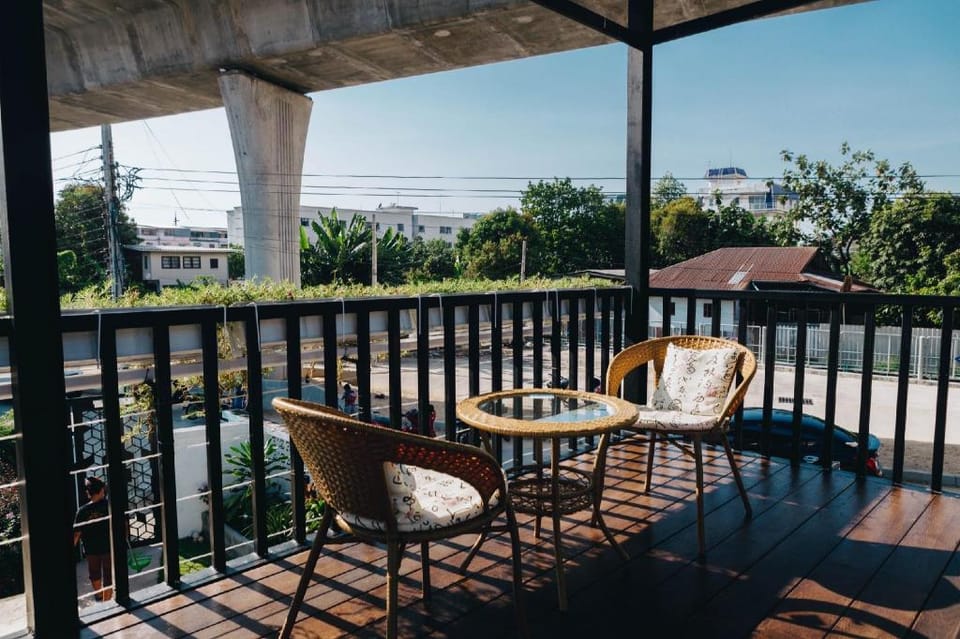 Beautiful courtyard with two bedrooms two bathroom Vacation rental in Bangkok