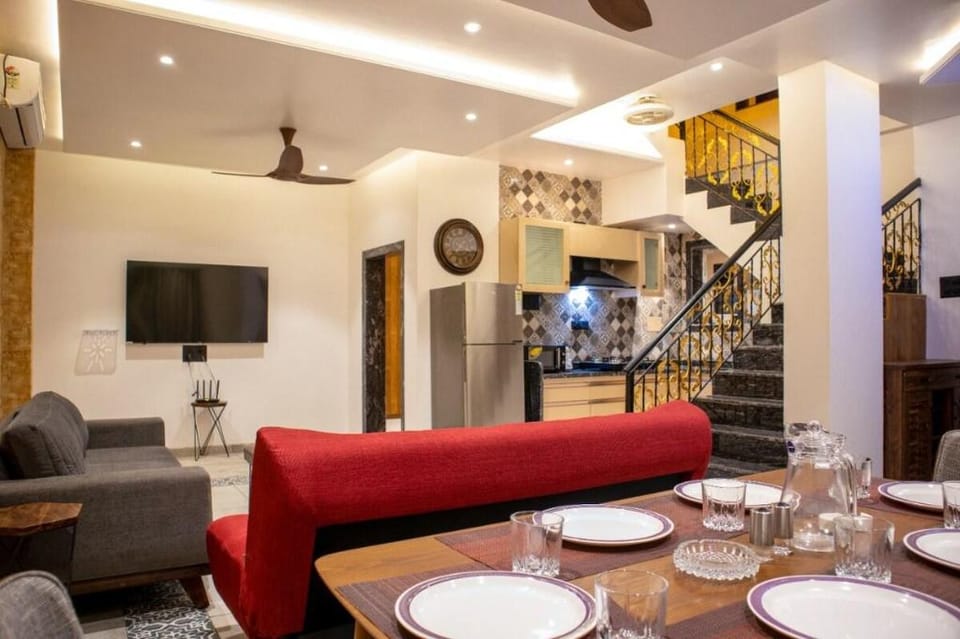Casa Divine 3BHK With Pvt Pool Vacation rental in Lonavla