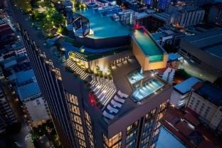 Downtown Chic Condo Rooftop Pool #ES32518 Apartment in Pattaya City