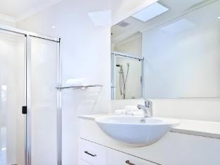 Gallery Resort Style Penthouse no 13 Apartment in Victor Harbor