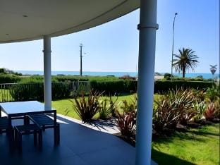 Gallery Resort Style Penthouse no 13 Apartment in Victor Harbor