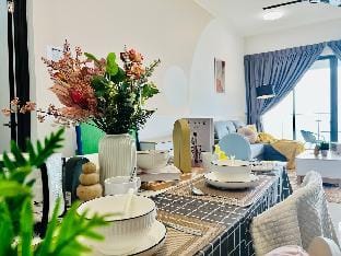 Royal Seaview Hideaway 3BR @ DangaBay 8-10pax Vacation rental in Johor Bahru