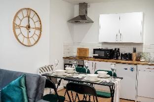 Hayy Apartments Comfort in the Heart of Kirkstall Apartment in Leeds
