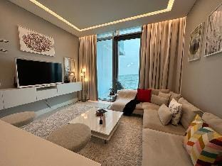 Manzil - Cozy 1BR Duplex in Business Bay with View Vacation rental in Dubai